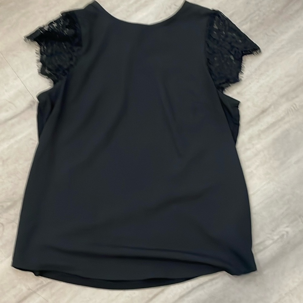 Black cap sleeve top